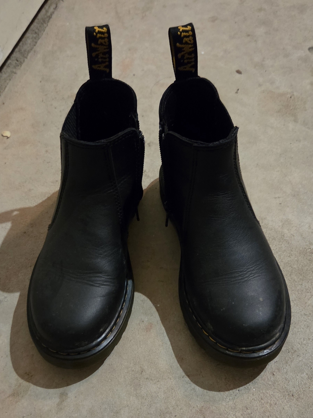 Black Chelsea Boots - Dr. Martens